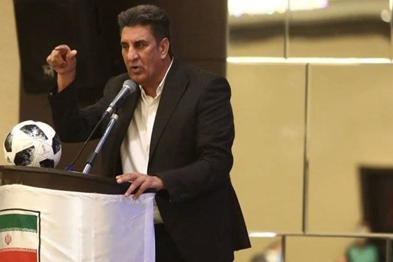 افشاریان قبول دارم نبود VAR همه را ناراحت کرده است تا 2-3 روز دیگر تصمیمات خوبی میگیریم