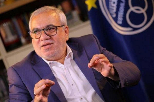 فتحاللهزاده به استقلال علاقه دارم و جایی نمیروم