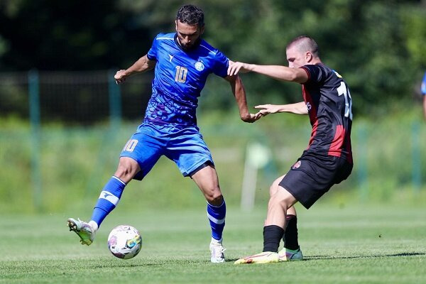  گزارش مهر  تیر آبی ها به سنگ خورد؛ آقای گلی که در استقلال طلسم شد