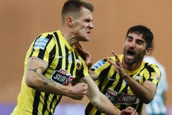 لیگ یونان برد سخت ایرانیها با گل دقیقه 94