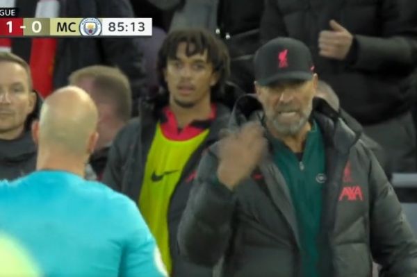  عکس؛ لحظه‌ای که یورگن کلوپ از کنار زمین اخراج شد