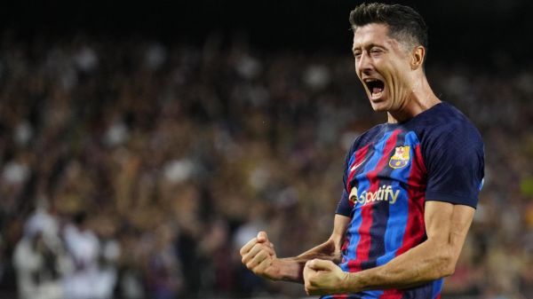 اختلاف قابل توجهی که لواندوفسکی با سایر مهاجمهای بارسلونا دارد