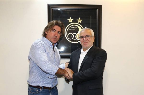  فتح‌الله‌زاده دو بازیکن بزرگ برای استقلال می‌گیرد