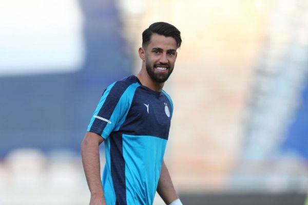  رضاوند برای پیگیری مطالباتش به باشگاه استقلال رفت