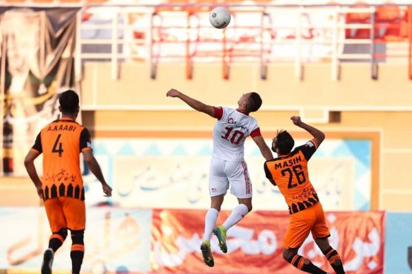  جریمه تراکتوری‌ها به دلیل تخلف در دیدار با مس‌رفسنجان