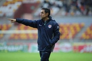  رجبی  از هواداران عذرخواهی می‌کنم