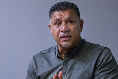 علی دایی صفحهای در توییتر و تلگرام ندارم