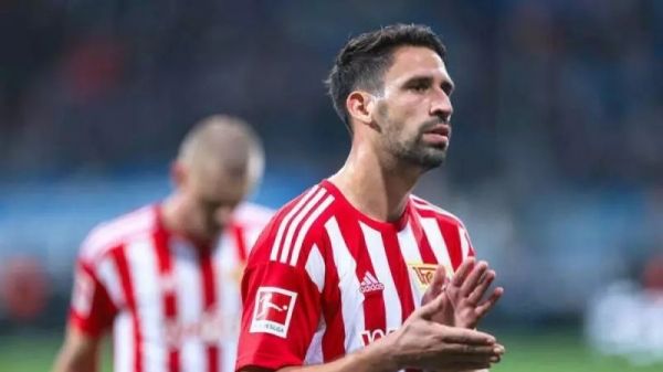  برادر هافبک سابق رئال مادرید جدیدترین گزینه خط هافبک بارسلونا