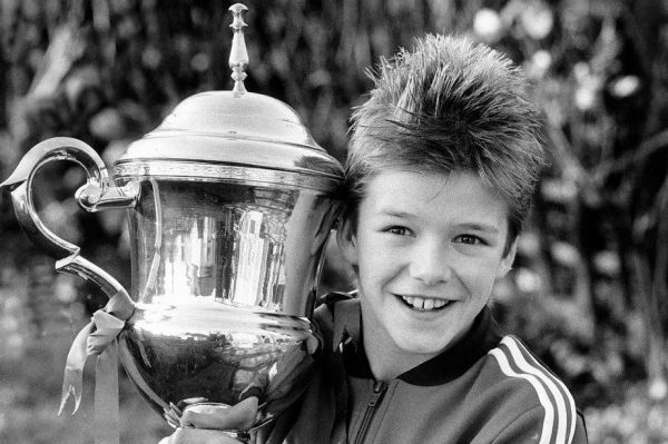  عکس؛ وقتی دیوید بکام در 11 سالگی جام قهرمانی به دست آورد