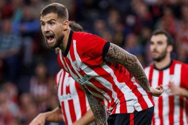 مدافعی که قرار است جانشین پیکه شود مشخص شد