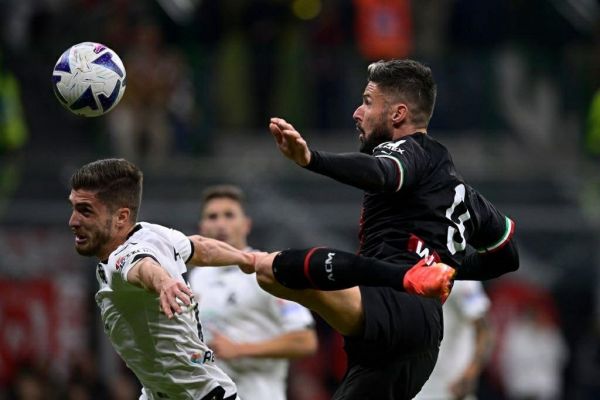 شب پرحادثه ژیرو؛ وارد زمین شد، گل زد و اخراج شد