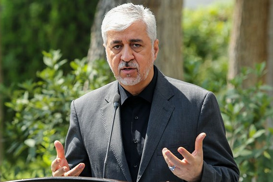  وزیر ورزش  یکی از بهترین تیم‌های ملی ادوار فوتبال کشور را داریم‌