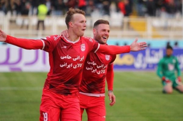 بریتانیایی افسرده تراکتور به العهد لبنان پیوست عکس