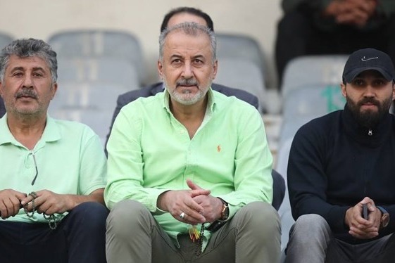 چرا سفر مدیرعامل پرسپولیس به سوئیس منتفی شد