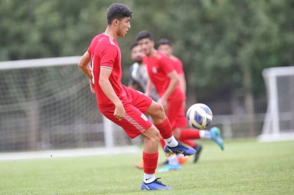  تیم فوتبال جوانان از طریق روسیه عازم بلاروس شد