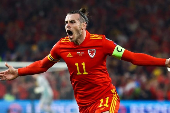 گرت بیل به رقابت با ایران میرسد