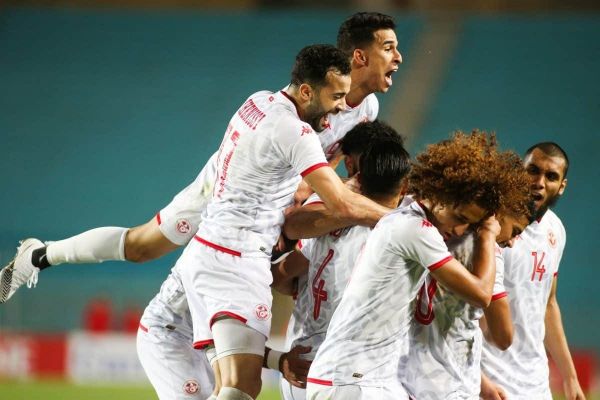  عقاب‌ها با 100 درصد قوا می‌آیند