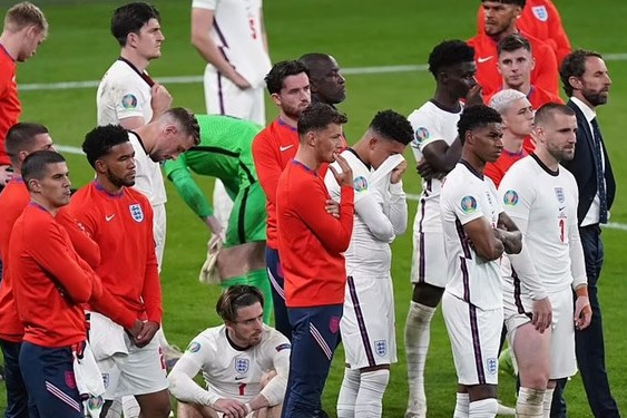 کارشناس فوتبال بازی سختی مقابل تیم ملی ایران داریم