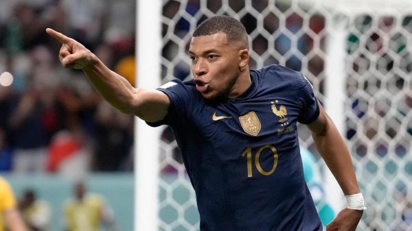  امباپه به زیدان و پلاتینی رسید؛ حالا در تعقیب پله است