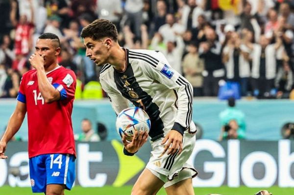 معجزه فوتبال؛ صدرنشینی ژاپن در گروه مرگ؛ ژرمنها حذف شدند