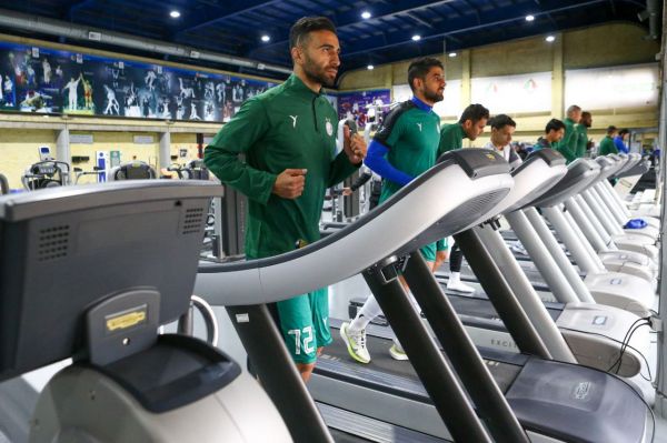  گزارش تصویری از تمرین وزنه امروز تیم فوتبال استقلال در 13 آذر