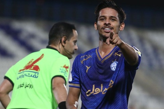 اصل ماجرای قرارداد استقلال و شبابالاهلی چیست