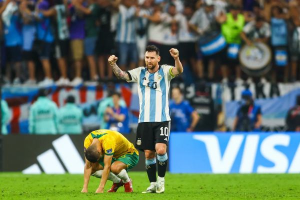  گزارش تصویری  آرژانتین 2 - 1 استرالیا  یک هشتم نهایی جام جهانی 2022 قطر