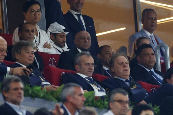 عکس؛ اسطورههای برزیلی تماشاگر برد پرگل برزیل مقابل کره جنوبی