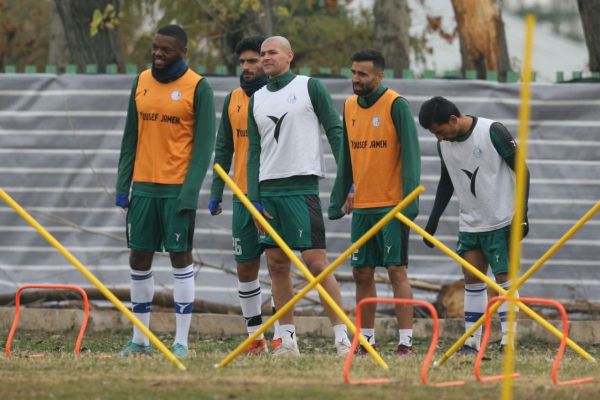  گزارش تصویری تمرین استقلال 19 آذر  بخش اول