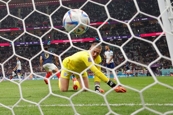 گزارش تصویری فرانسه دو - انگلیس یک یک چهارم نهایی جام جهانی 2022 قطر