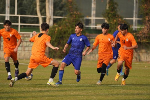  شکست سنگین نوجوانان استقلال مقابل نوجوانان تیم ملی