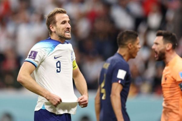 حمایت دیوید بکام از کاپیتان انگلیس