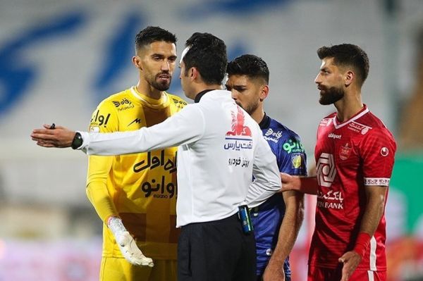 چه داورانی شانس قضاوت در دربی را دارند