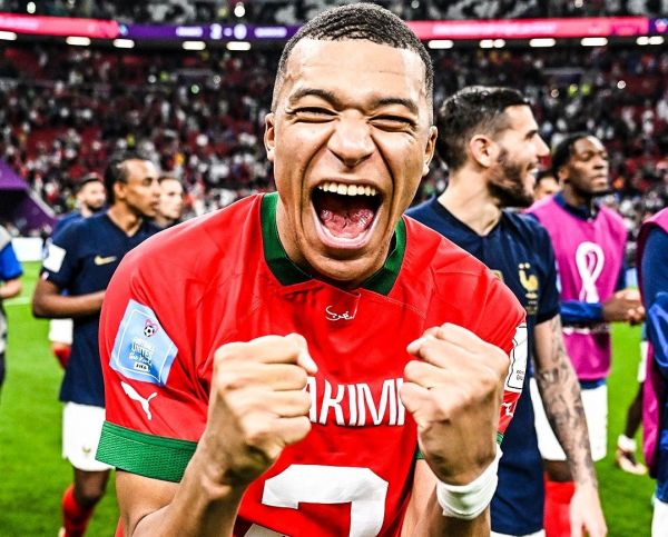 عکس؛ خوشحالی امباپه پس از صعود به فینال با پیراهن اشرف حکیمی