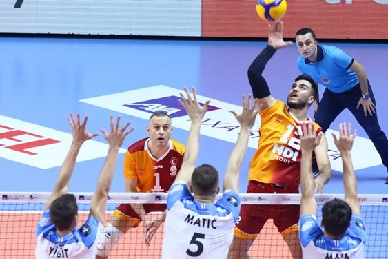  لیگ والیبال ترکیه  یاران شریفی شکست خوردند