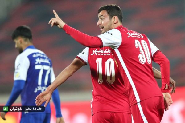  گولسیانی  پرسپولیس در ساختار دفاعی مشکل دارد؛ به قهرمانی فکر می‌کنیم