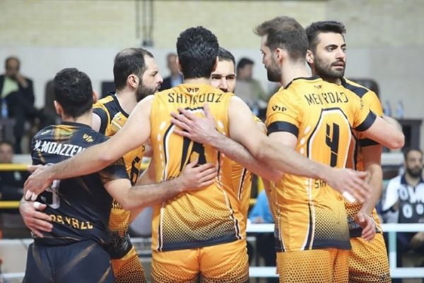 لیگ برتر والیبال پیکان و شهداب بر حریفان غلبه کردند