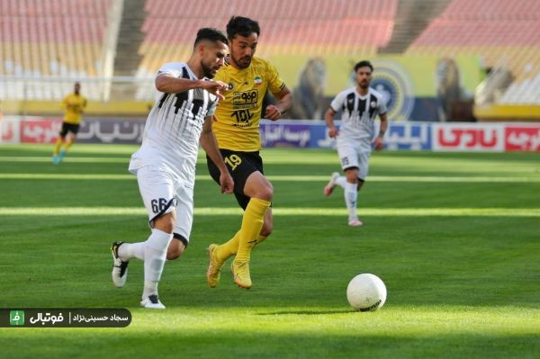 سپاهان چهار - صفر نفت مسجد سلیمان نفت مسجد به چهار میخ کشیده شد بازگشت سپاهان به کورس