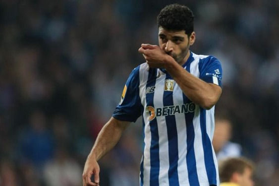 مهدی طارمی در لیست 25 ستاره لیگ پرتغال عکس