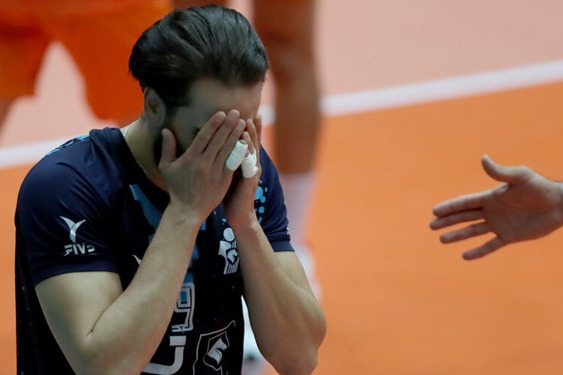  واکنش فدراسیون والیبال به کتک‌کاری در لیگ دسته اول  30 جلسه محرومیت و جریمه میلیاردی