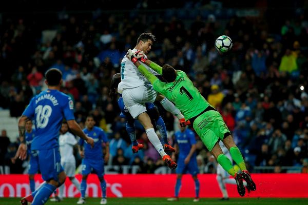  عکس؛ وقتی رونالدو مقابل دروازه‌بان تیم ملی آرژانتین دبل کرد