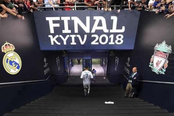  عکس نوشت؛ لحظه‌ای که آغاز سقوط دوران حرفه‌ای رونالدو بود