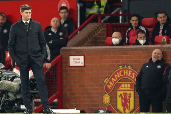 وایرال شدن خندههای دستیار سابق فرگوسن به ناراحتی جرارد در اولدترافورد