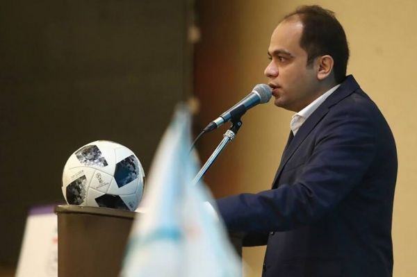  سخنگوی فدراسیون فوتبال  مجوزی برای حضور استقلال و پرسپولیس صادر نشده است