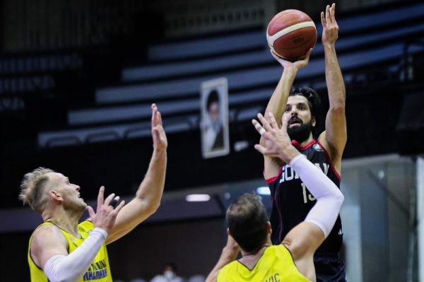 لیگ برتر بسکتبال شهرداری گرگان بر مس رفسنجان غلبه کرد