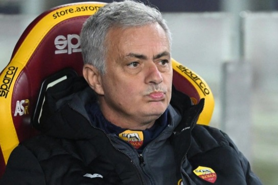  واکنش مورینیو به پیشنهاد جانشینی بنیتز روی نیمکت اورتون