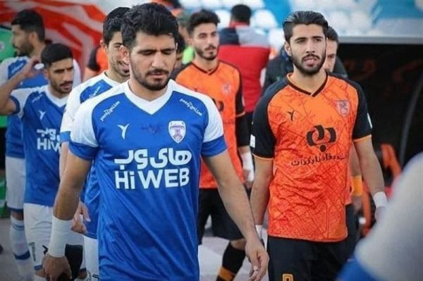 انتظاری در جایگاهی نیستم برای استقلال کری بخوانم باید یک رتبه خوب به عنایتی هدیه بدهیم