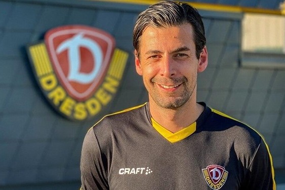  زندی موقتا سرمربی تیم آلمانی شد