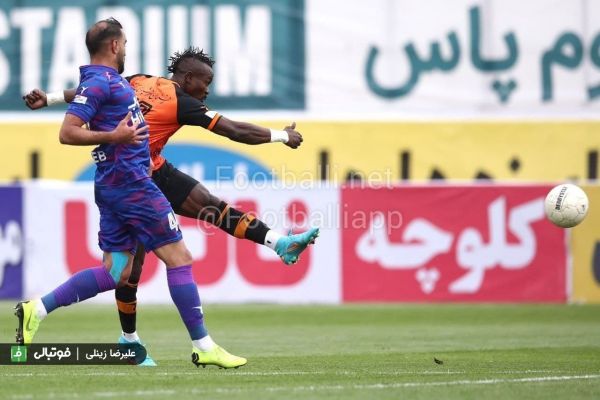  سوپرگل گادوین منشا به هوادار از قاب دوربین علیرضا زینلی