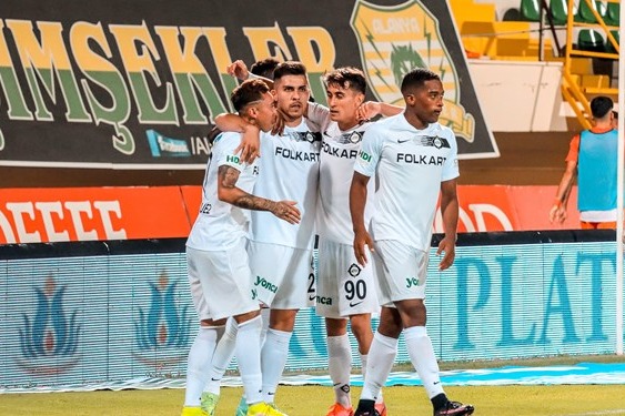  شکست آلتای مقابل قعرنشین بدون نادری